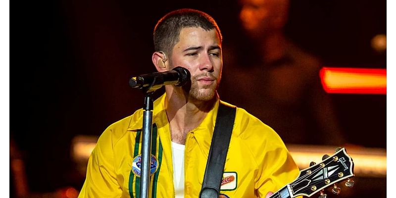 Nick Jonas Spooked by Laser Pointer During Jonas Brother Concert