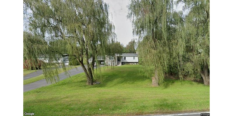 Single family residence in Hummelstown sells for $469,000