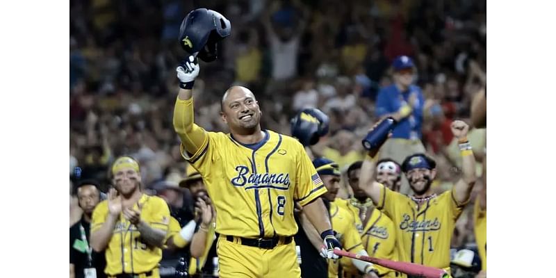 A 2008 Phillies reunion broke out at the Savannah Bananas game at Citizens Bank Park