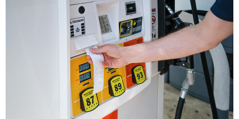 Florida gas prices up 7 cents from week ago