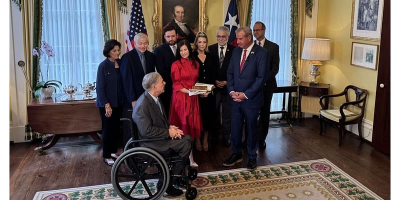 Curry sworn in as Texas House representative for Waco area