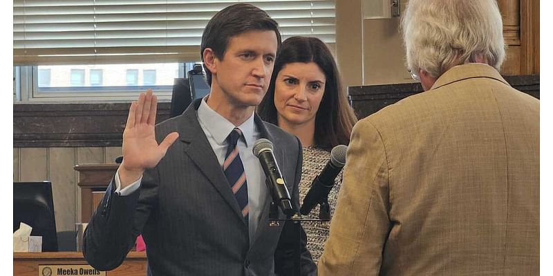 Evan Nolan sworn in to Cincinnati Council amid some community criticism