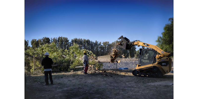 California Faces 'Dangerous' Fire Threat Amid Strong Winds, Low Humidity