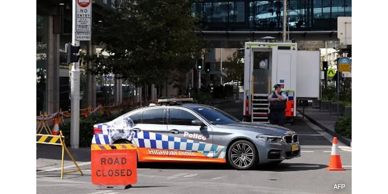 Stabbing Attack At Melbourne Shopping Centre, In Australia, Leaves 3 Injured