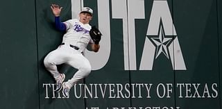 Wyatt Langford robs home run with insane catch for Texas Rangers