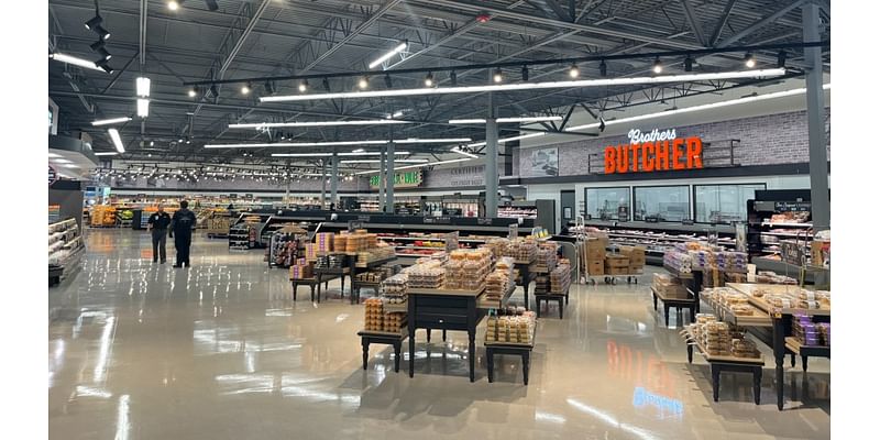 Meijer finishes renovations at 28th and Kalamazoo store