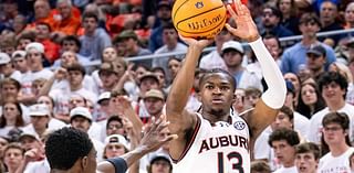 Newcomer Miles Kelly impresses with 3-point shooting during Auburn's opening victory