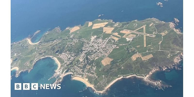 Businesses in Alderney 'devastated' by runway extension u