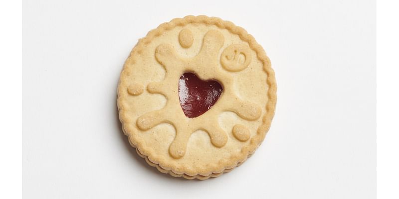 'It was traumatic to say the least,' says devastated biscuit lover after finding Jammie Dodger without key ingredient
