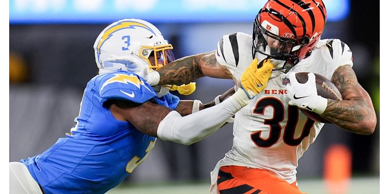 Democrats struggle with working-class connection and Chargers withstand Bengals comeback: Morning Rundown