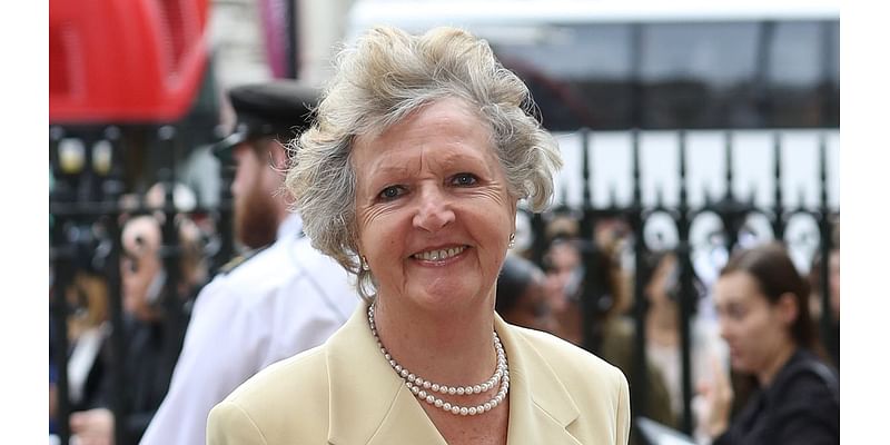 Poison pen letter sent to the Actors' Benevolent Fund's Dames Penelope Keith, Siân Phillips and Robert Bathurst warning 'you should be afraid' investigated by police