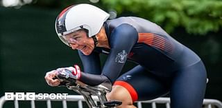 Great Britain's Sarah Storey retains women's C5 world road race title