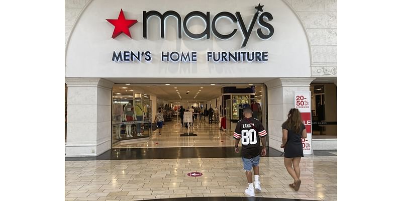 Black Friday shopping: What’s open — and when