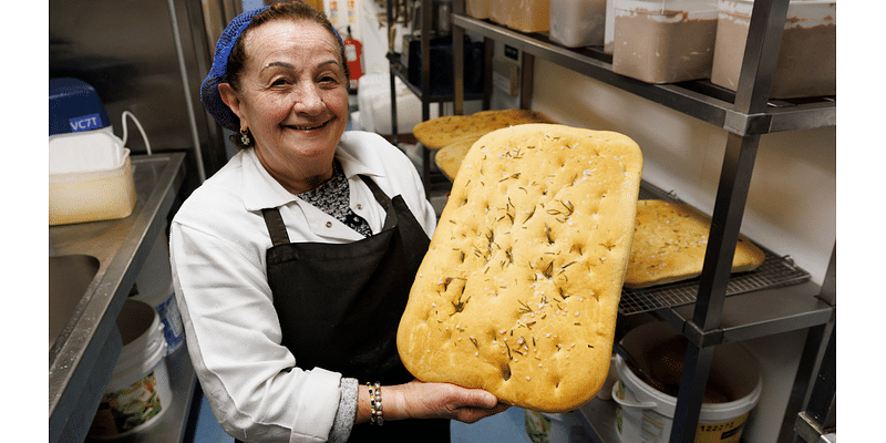 Food lover, 80 years old, still runs kitchen 'with immense pride' after 50 years