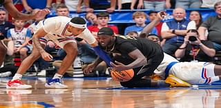 Top 25 roundup: No. 1 Kansas moves to 4-0 by bullying Oakland