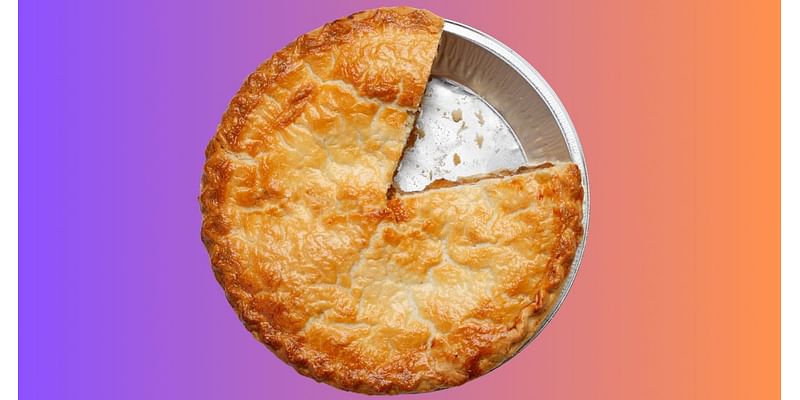 The 1 Kind Of Pie Plate That Pro Bakers Use To Prevent Soggy Bottoms