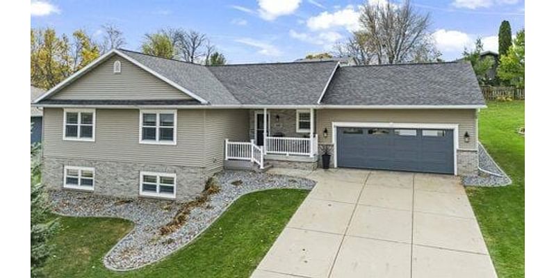 4 Bedroom Home in Mount Horeb - $595,000