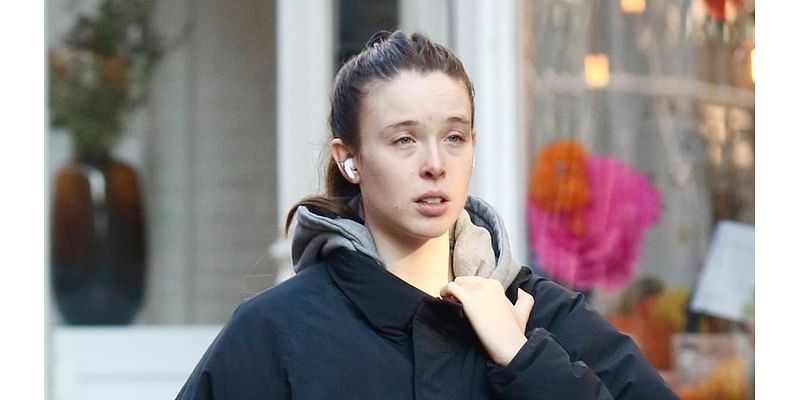 Warren Beatty and Annette Bening's daughter Ella looks relaxed on casual stroll in New York City