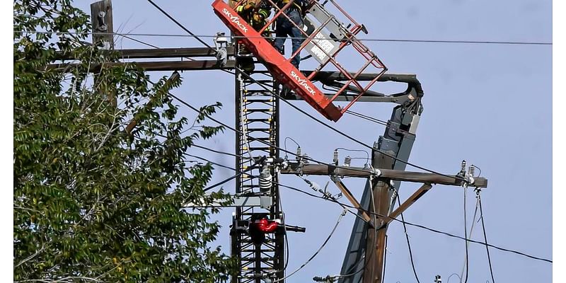 Crane strikes power pole in Colorado Springs, stranding operator