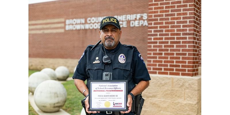 Officer from Brownwood PD receives NASRO PRACTIONER STATUS award