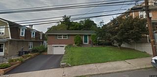 Single-family residence sells for $275,000 in Easton