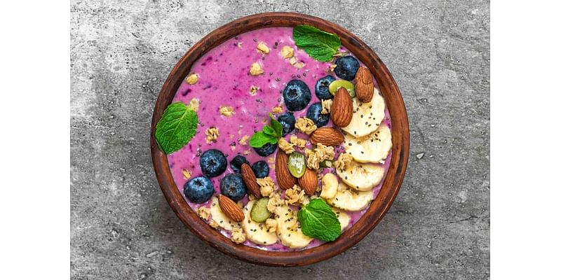 How to Eat Acai the Right Way—Including Puree, Juice, and Berries