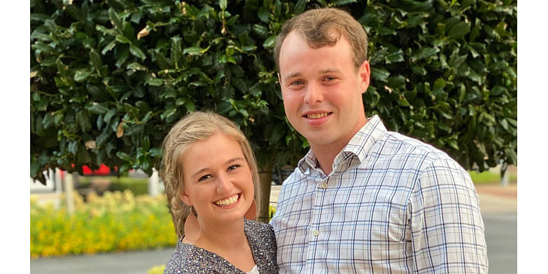 Joe and Kendra Duggar rent out their 'cottage in the woods' for just $99 a night featuring hot tub and firepit