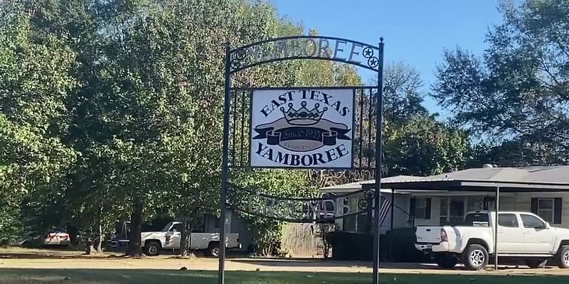 Students compete for scholarships as Gilmer Yamboree livestock judging begins