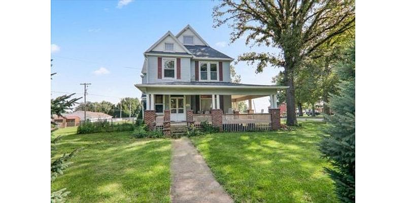 6 Bedroom Home in Lexington - $200,000