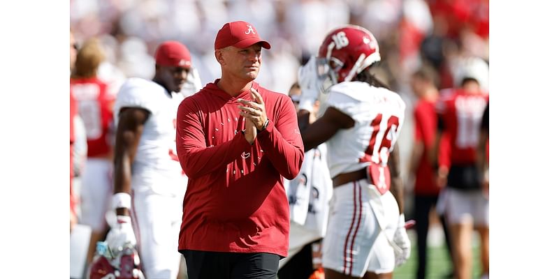 Where Alabama football is ranked in coaches poll top 25 before Georgia game