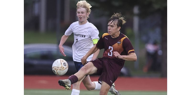 Prep report: Eklund scores two, Denfeld soccer bests Mesabi East