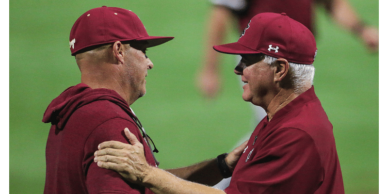 'I love that baseball program': What Charleston head coach Chad Holbrook had to say about playing South Carolina