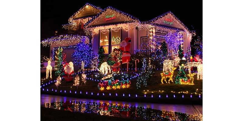 Where Are The Best Holiday Lights In Kingstowne?