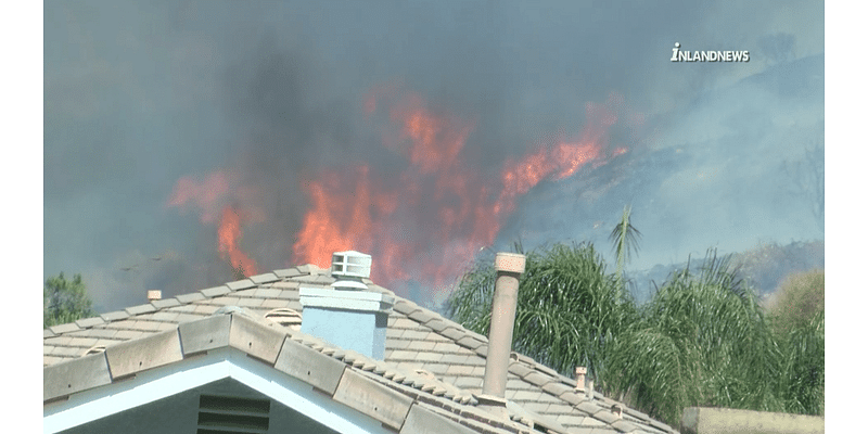 Homes threatened as ‘Sierra Fire’ in San Bernardino County erupts