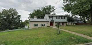 Five-bedroom home in Harrisburg sells for $300,000