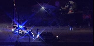 Police search for suspect after 2 men shot in central Phoenix