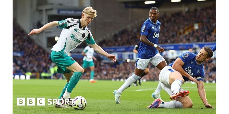 Everton 0-0 Newcastle: Magpies' striker shortage exposed at Goodison Park