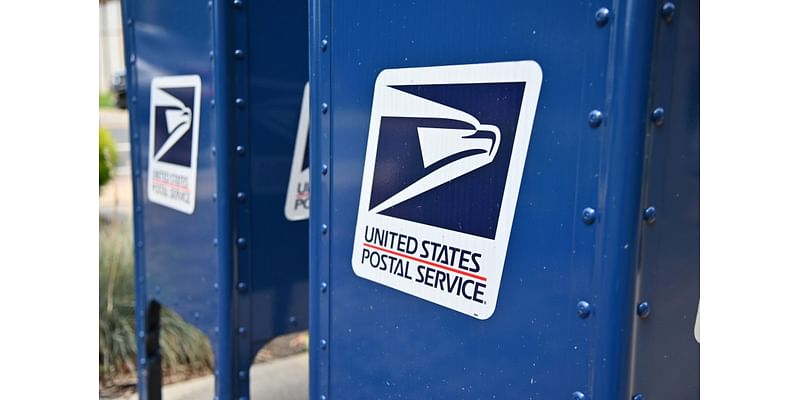 St. Louis-area mail carrier accused of stealing checks, selling mail key