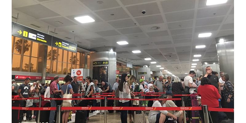 Britons face e-borders 'summer holidays queue nightmare' at small airport tourist hotspots in Europe