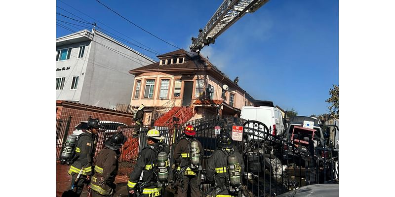 13 displaced in Oakland fire