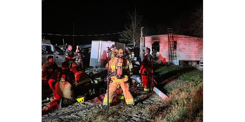 Brooksville Mobile Home Destroyed In Fire, Two Dogs Perish