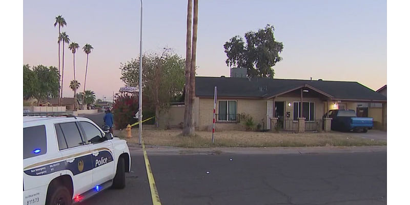 Phoenix shooting leaves 2 people hurt, suspect in custody