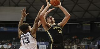 Edey’s 28 points, 15 boards power No. 2 Purdue past No. 4 Marquette for Maui Invitational title