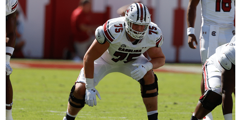 South Carolina's offensive line starting to see things come together after 'a great played game'