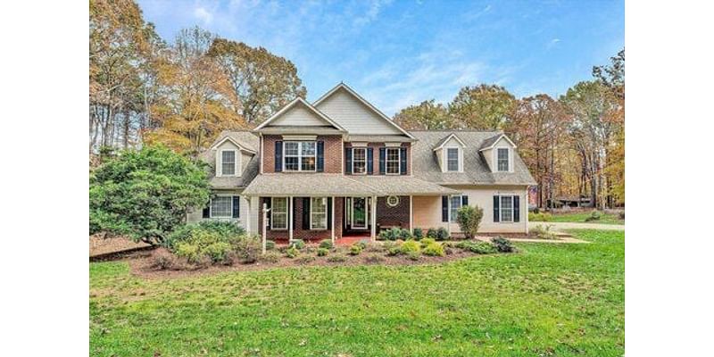 8 Bedroom Home in Moneta - $2,079,000