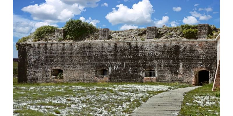 Fort Pickens to be closed ahead of inclement weather, officials say