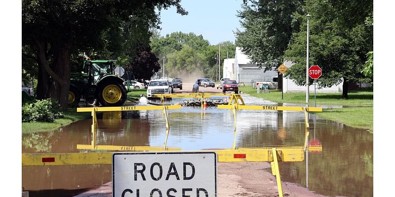 Minnesotans affected by flood damage have until Oct. 27 to apply for federal relief