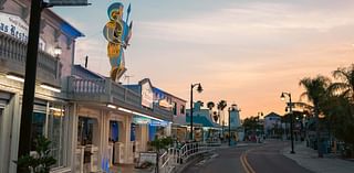 Tarpon Springs staple Hellas to reopen Monday after hurricane flooding