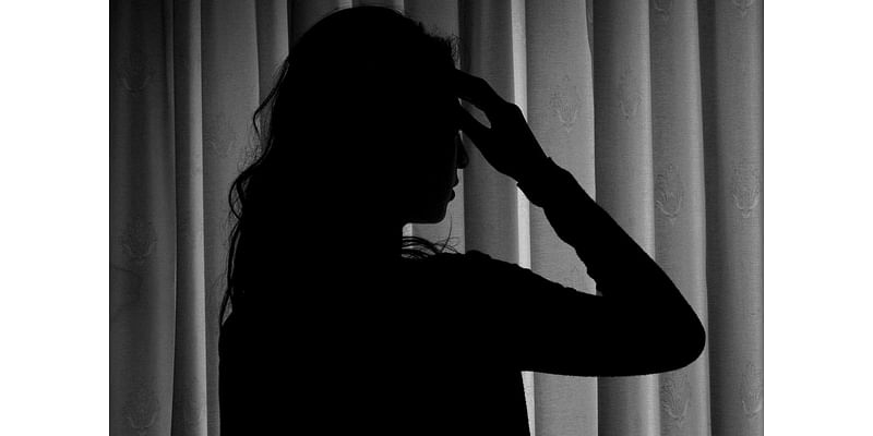 Plans to embed domestic abuse specialists in 999 control rooms unveiled