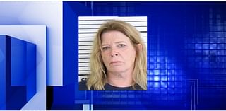 Davenport woman faces charges for fraudulent checks at Hy-Vee stores